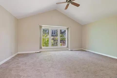 Other - 417 River Bluff Cir, Naperville, IL 60540 photo 4 of 6
