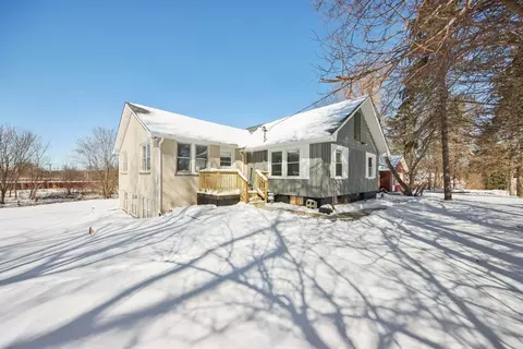 42088 N Old Lake Ave, Antioch, IL 60002