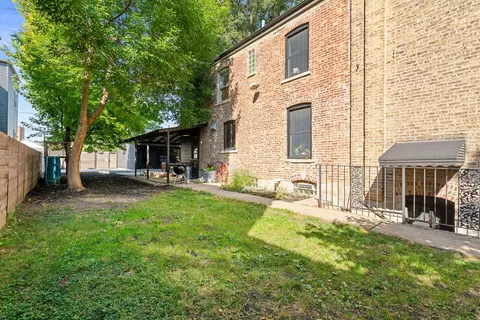 Exterior - 2522 N Springfield Ave, Chicago, IL 60647 photo 5 of 6