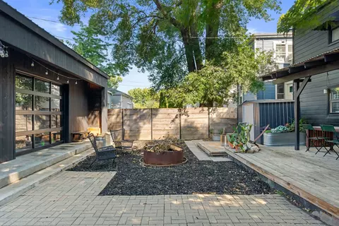 Exterior - 2522 N Springfield Ave, Chicago, IL 60647 photo 4 of 6