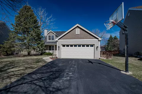 Exterior - 3080 Compton Rd, Aurora, IL 60504 photo 2 of 14