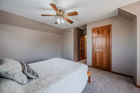 Bedroom - 3080 Compton Rd, Aurora, IL 60504 photo 11 of 13