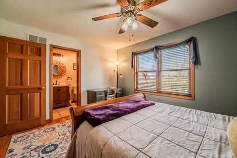 Bedroom - 3080 Compton Rd, Aurora, IL 60504 photo 3 of 13