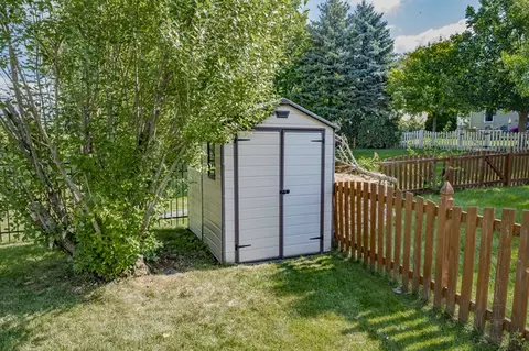 Exterior - 3080 Compton Rd, Aurora, IL 60504 photo 12 of 14