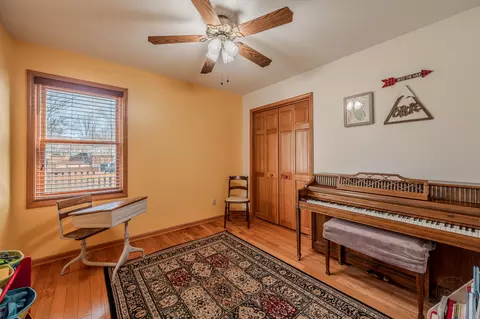 Bedroom - 3080 Compton Rd, Aurora, IL 60504 photo 4 of 13