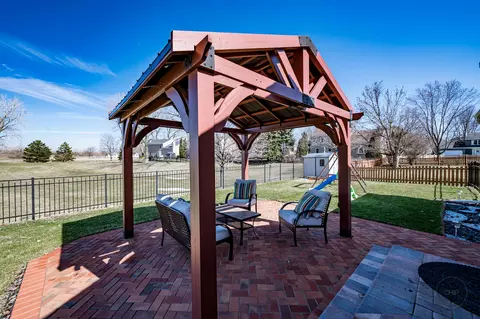 Exterior - 3080 Compton Rd, Aurora, IL 60504 photo 6 of 14