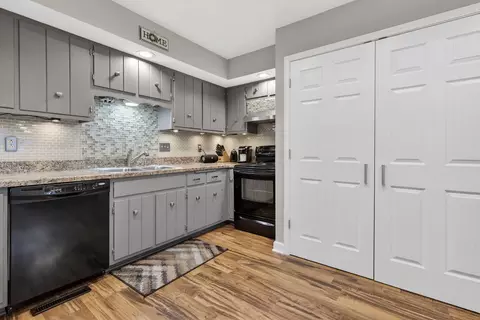 Kitchen - 109 Doe Cir, Morris, IL 60450 photo 1 of 1