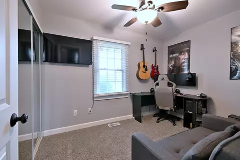 Other - 910 Greenfield Dr, Aurora, IL 60506 photo 6 of 10