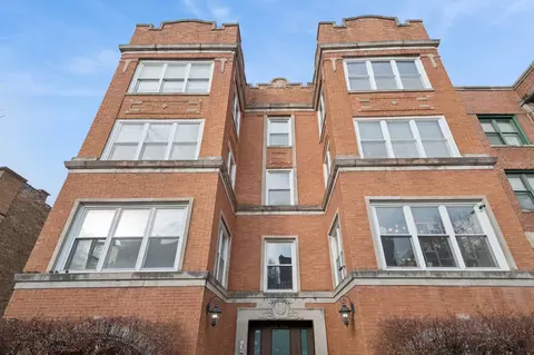 840 E 52nd St #1E, Chicago, IL 60615
