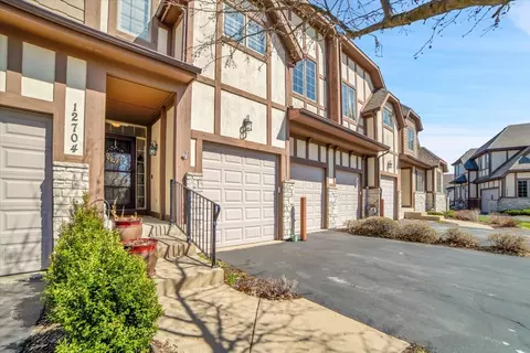 12704 Wild Rye Ct, Plainfield, IL 60585