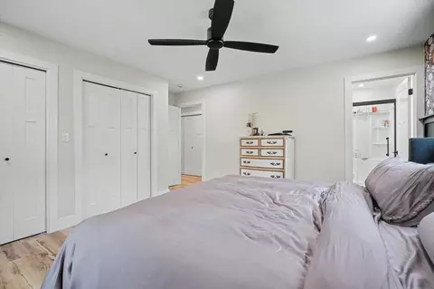 Bedroom - 1008 Devonshire Dr, Champaign, IL 61821 photo 2 of 6