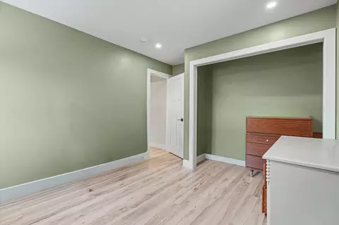 Bedroom - 1008 Devonshire Dr, Champaign, IL 61821 photo 6 of 6