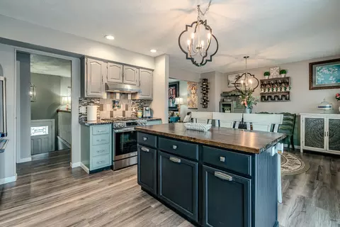 Kitchen - 1114 Andover St, Bloomington, IL 61704 photo 1 of 5