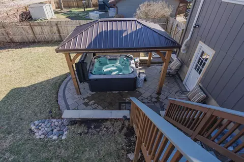 Exterior - 1114 Andover St, Bloomington, IL 61704 photo 2 of 11