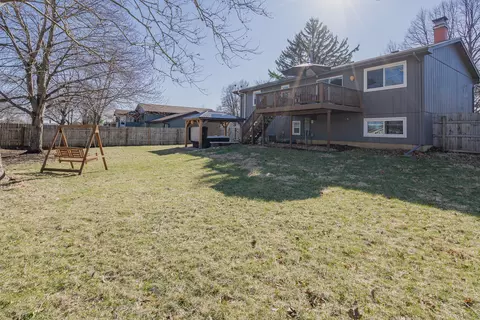 Exterior - 1114 Andover St, Bloomington, IL 61704 photo 8 of 11
