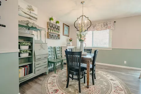Dining - 1114 Andover St, Bloomington, IL 61704 photo 2 of 2