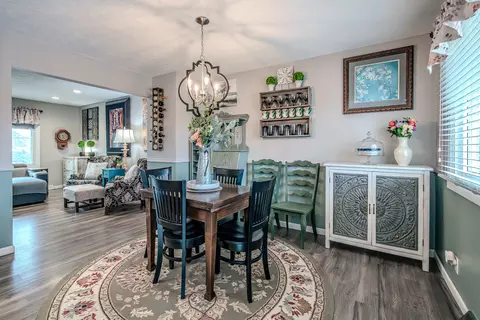 Dining - 1114 Andover St, Bloomington, IL 61704 photo 1 of 2