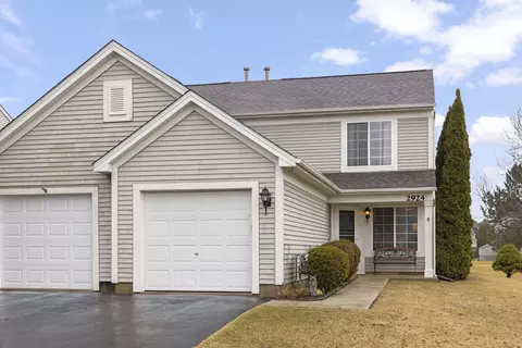 2924 Impressions Dr, Lake In The Hills, IL 60156