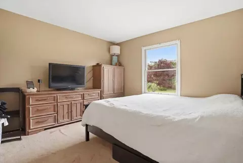 Bedroom - 415 Garfield Rd, Ingleside, IL 60041 photo 3 of 3