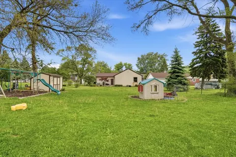 Exterior - 415 Garfield Rd, Ingleside, IL 60041 photo 9 of 9