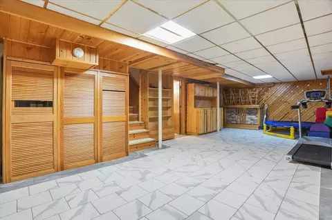 Entry Way - 415 Garfield Rd, Ingleside, IL 60041 photo 1 of 1