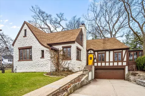 Undisclosed, Highland Park, IL 60035