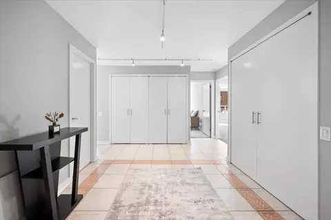 Entry Way - 110 E Delaware Pl #404, Chicago, IL 60611 photo 1 of 1