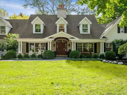 710 Walnut Rd, Barrington, IL 60010