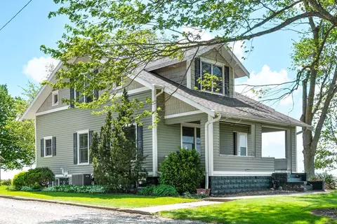 5664 Graff Rd, Minier, IL 61759