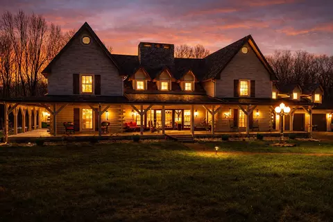 5 Woodhaven Ests, Metropolis, IL 62960