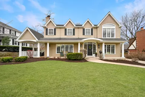 266 Exmoor Ave, Glen Ellyn, IL 60137