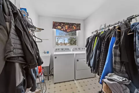 1850 White Oak Dr, Algonquin, IL 60102 photo 9