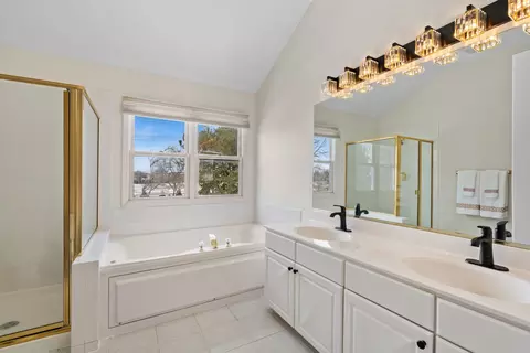 1850 White Oak Dr, Algonquin, IL 60102 photo 16