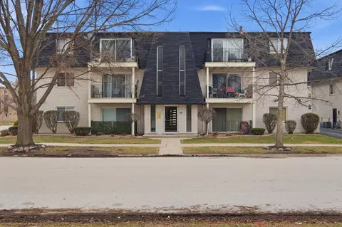 10940 Kilpatrick Ave #3B, Oak Lawn, IL 60453