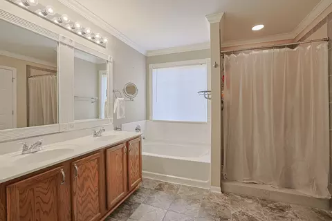 Bath - 14401 Capital Dr, Plainfield, IL 60544 photo 3 of 3