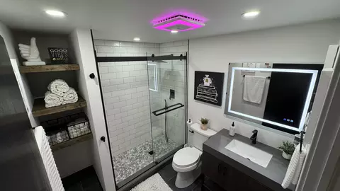 Bath - 4948 145th St, Midlothian, IL 60445 photo 9 of 9