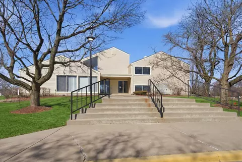 Other - 5 E Carriageway Dr #308, Hazel Crest, IL 60429 photo 3 of 4
