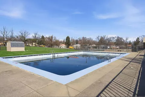 Exterior - 5 E Carriageway Dr #308, Hazel Crest, IL 60429 photo 3 of 5