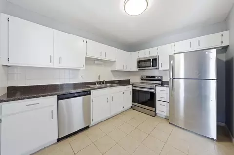 Kitchen - 5 E Carriageway Dr #308, Hazel Crest, IL 60429 photo 2 of 3