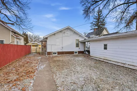 Exterior - 2748 12th Ave, Moline, IL 61265 photo 5 of 7