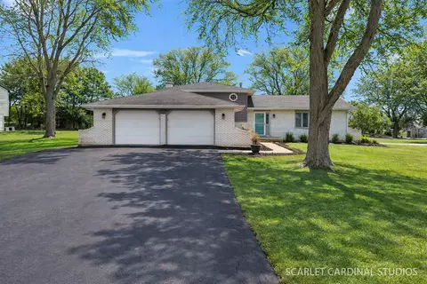 12805 S Elaine Dr, Plainfield, IL 60585