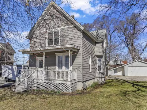 2704 139th St, Blue Island, IL 60406