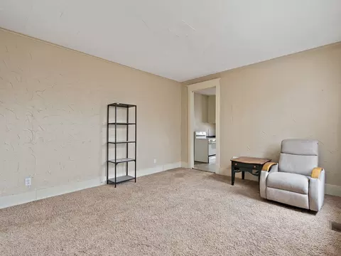 Living - 1546 12th Ave, Moline, IL 61265 photo 3 of 4