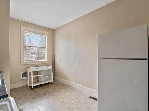 Kitchen - 1546 12th Ave, Moline, IL 61265 photo 2 of 6