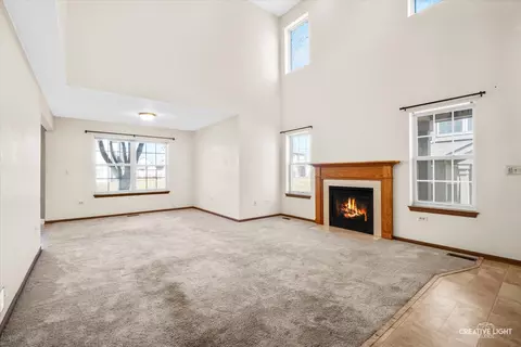Living - 651 Lancaster Cir, Elgin, IL 60123 photo 3 of 3