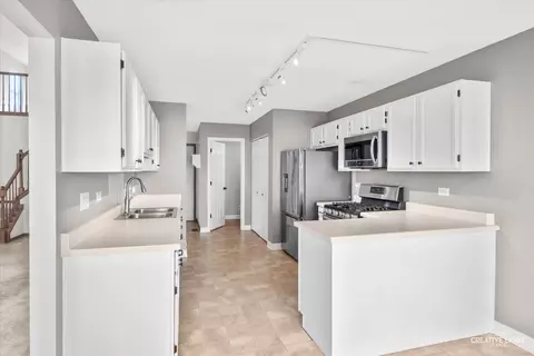 Kitchen - 651 Lancaster Cir, Elgin, IL 60123 photo 1 of 2