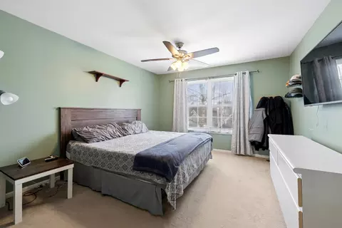 32546 Pilgrims Ct, Lakemoor, IL 60051 photo 11