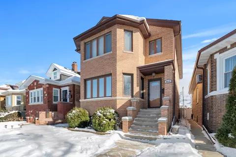 3015 N 76th Ct, Elmwood Park, IL 60707