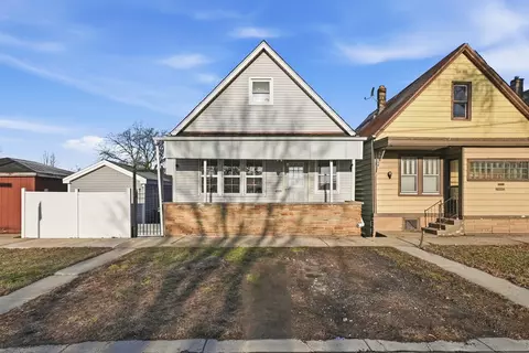 10046 S Commercial Ave, Chicago, IL 60617