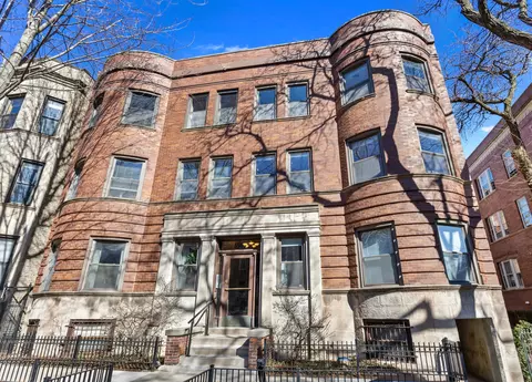 656 W Buckingham Pl #1E, Chicago, IL 60657